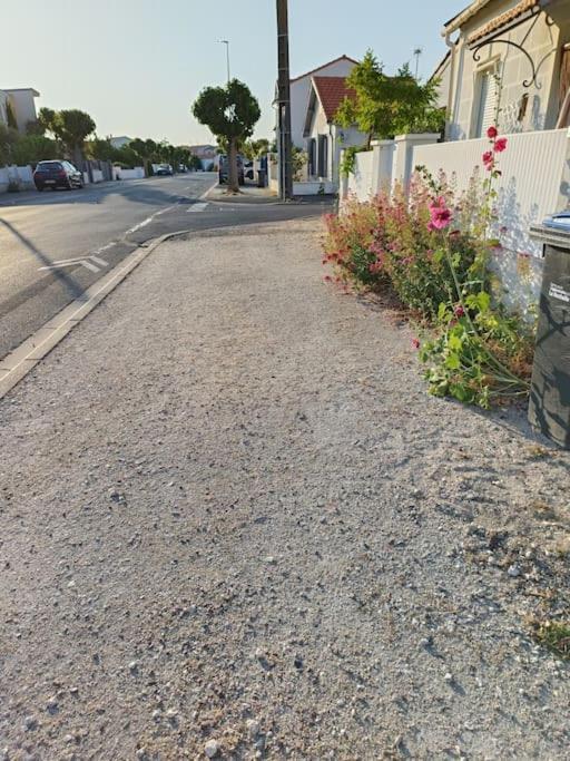 Châtelaillon-Plage Charmante Maisonnette Proche Plage מראה חיצוני תמונה